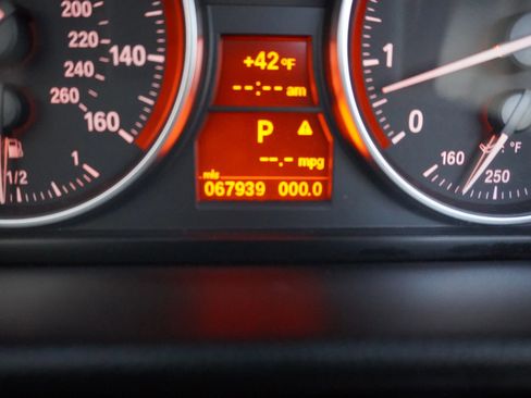 Used 2009 BMW 328i Convertible image 21