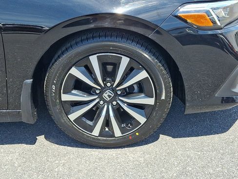 Certified 2024 Honda Civic EX image 9