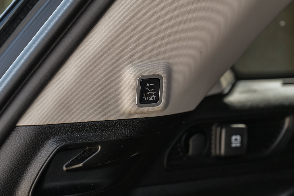 Used 2022 Jeep Grand Cherokee Limited AWD/4WD image 66