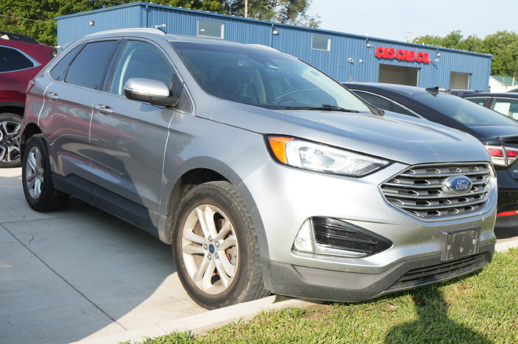 Used 2020 Ford Edge SEL FWD image 3