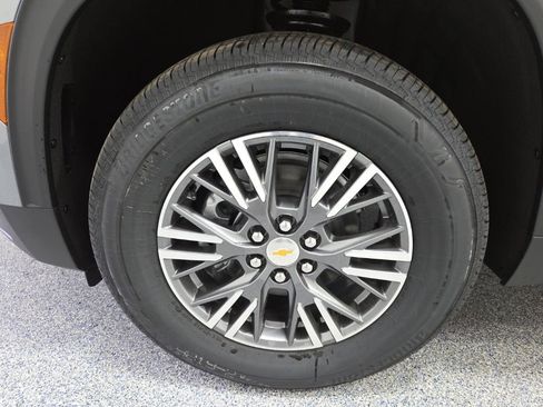 New 2026 Chevrolet Traverse LT image 40