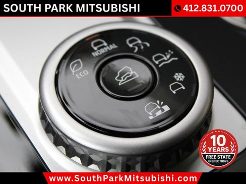 New 2026 Mitsubishi Outlander ES image 24