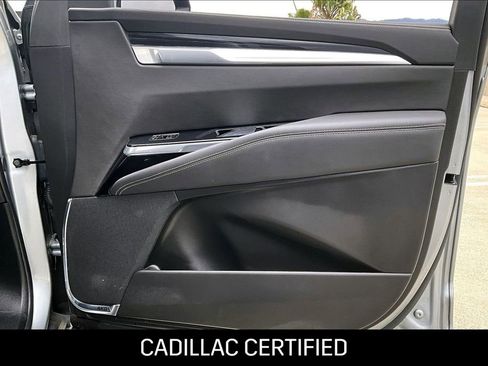 Used 2025 Cadillac Escalade ESV Sport w/ Touring Package AWD/4WD image 21
