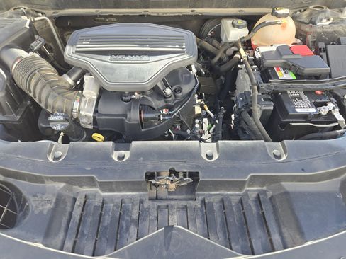 Used 2021 Chevrolet Blazer RS image 33