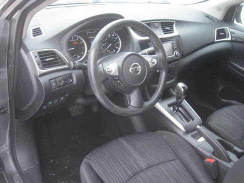 Used 2018 Nissan Sentra SV image 23
