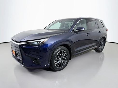 Used 2024 Lexus TX 350 AWD image 3