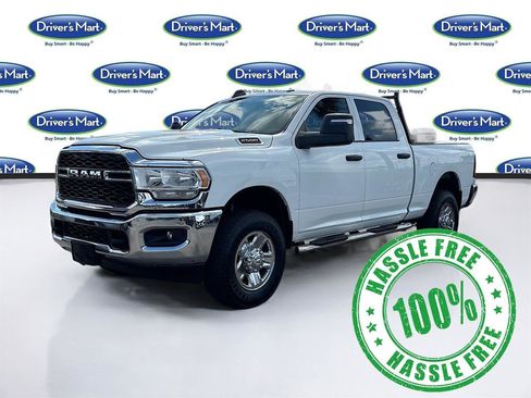 Used 2023 RAM 2500 Tradesman w/ Chrome Appearance Group image 3