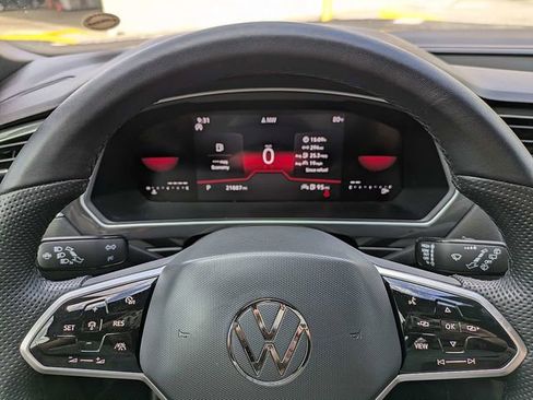 Used 2023 Volkswagen Tiguan SE R-Line FWD image 30