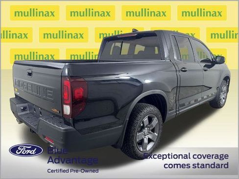 Used 2025 Honda Ridgeline TrailSport image 4