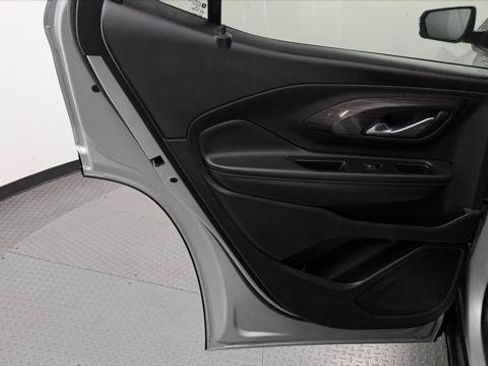 Used 2019 GMC Terrain SLT FWD image 16