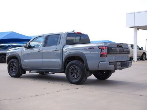 Used 2025 Nissan Frontier PRO-4X AWD/4WD image 5
