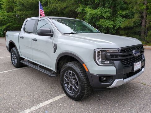 Used 2024 Ford Ranger XLT w/ Equipment Group 301A High AWD/4WD image 2