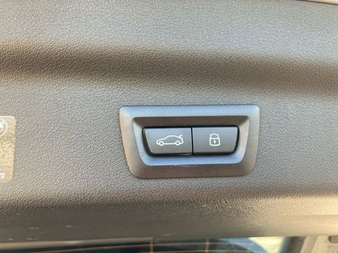 Used 2025 BMW X1 xDrive28i AWD/4WD image 40