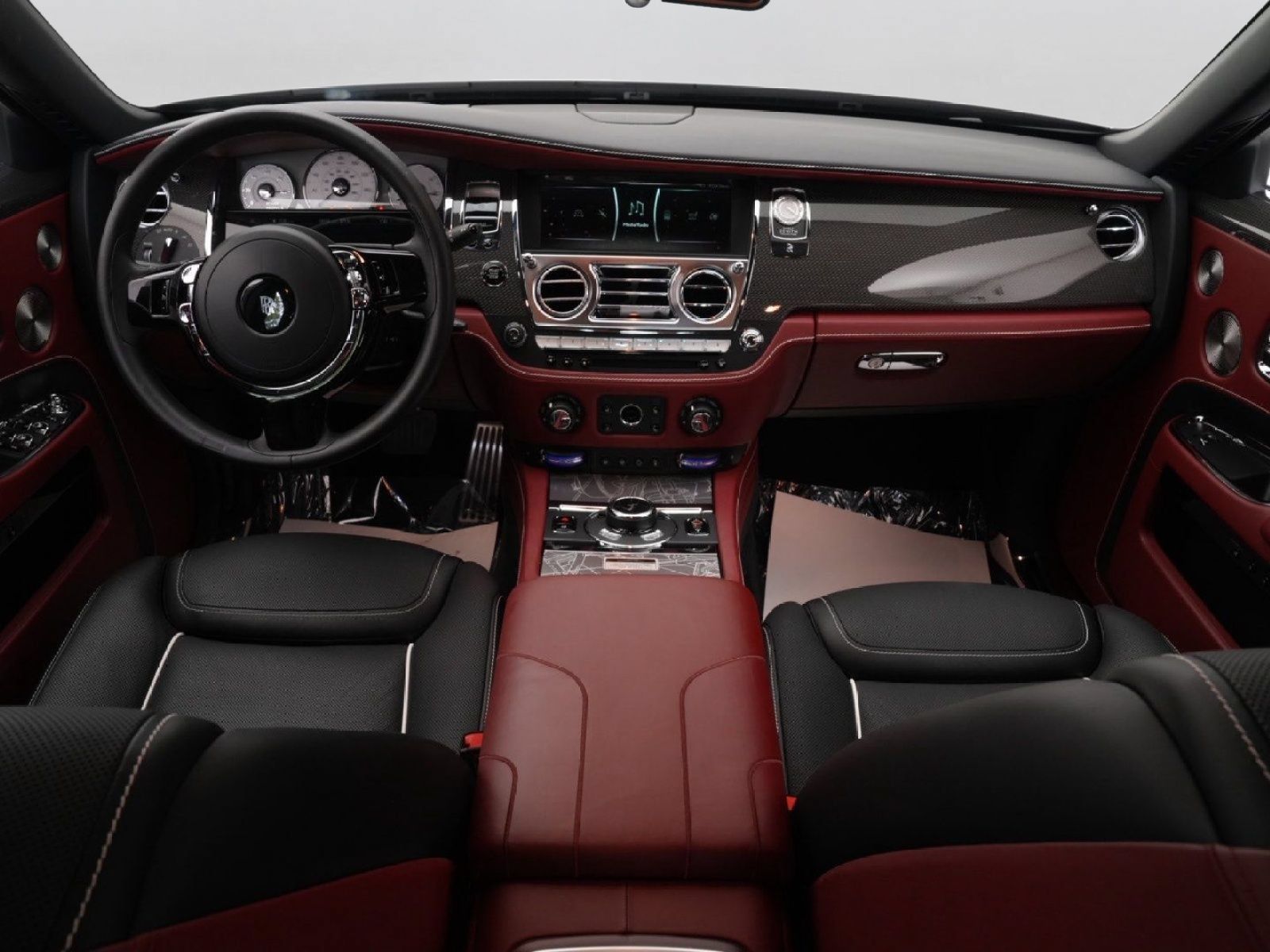 Used 2020 Rolls-Royce Ghost RWD image 23