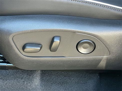 New 2026 Buick Enclave Sport Touring w/ Power Package image 21