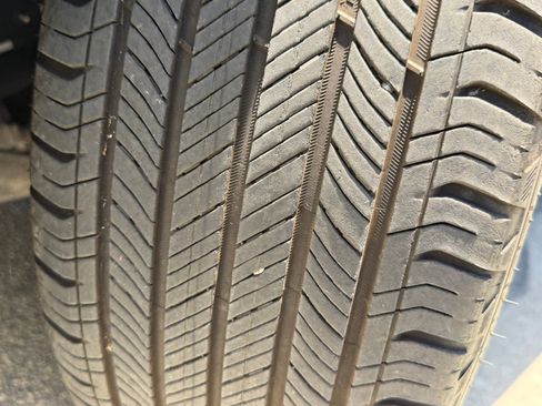 Used 2024 Land Rover Range Rover Sport SE image 40