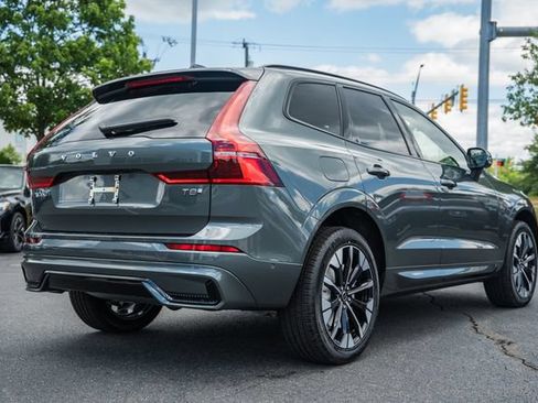 New 2026 Volvo XC60 T8 Plus w/ Climate Package AWD/4WD image 5