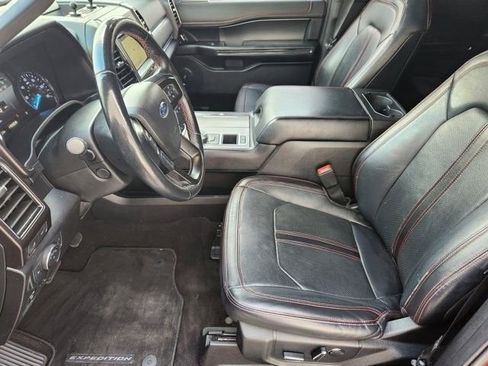 Used 2019 Ford Expedition Limited w/ Equipment Group 303A image 12
