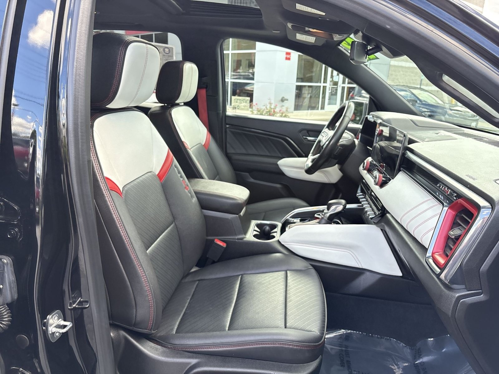 Used 2023 GMC Canyon AT4X AWD/4WD image 27