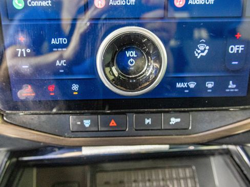 Used 2023 Ford F150 Lightning Lariat w/ Equipment Group 511A High image 28