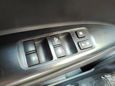 Used 2024 Mitsubishi Mirage ES FWD image 28