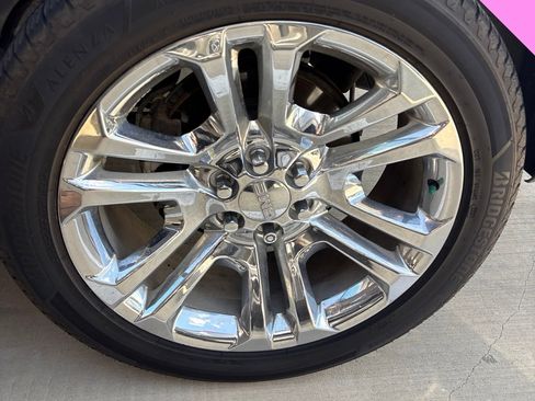 Used 2018 GMC Yukon SLT w/ Premium Edition RWD image 21
