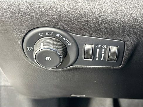 Used 2022 Jeep Compass Limited w/ Elite Group image 22