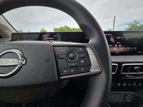 New 2026 Nissan Sentra SV FWD image 12