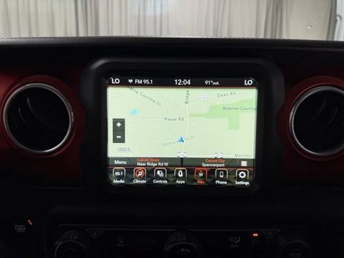 Used 2018 Jeep Wrangler Unlimited Rubicon AWD/4WD image 15