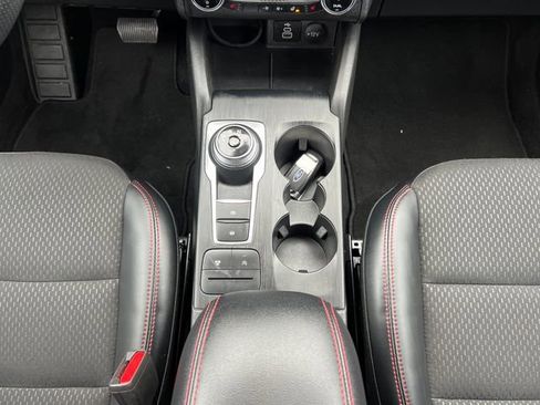 Used 2025 Ford Escape ST-Line Select AWD/4WD image 23