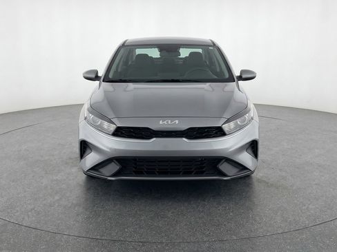 Used 2024 Kia Forte LXS FWD image 2