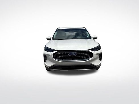 Used 2023 Ford Escape Platinum AWD/4WD image 3