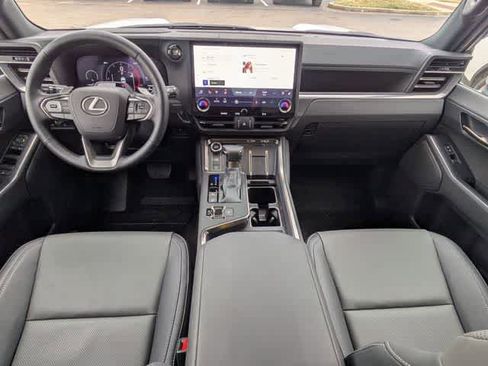 Used 2025 Lexus GX 550 Premium+ w/ Accessory Package (2T) image 15