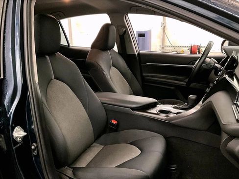 Used 2021 Toyota Camry LE w/ Cold Weather Package image 7