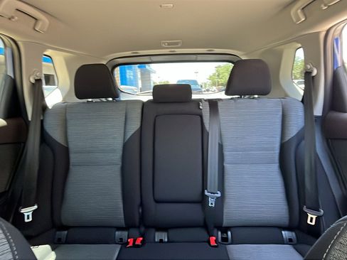 Used 2023 Nissan Rogue SV FWD image 23