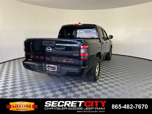 Used 2022 Nissan Frontier S w/ Technology Package AWD/4WD image 7
