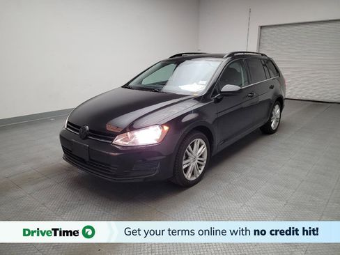 Used 2016 Volkswagen Golf Limited Edition image 1