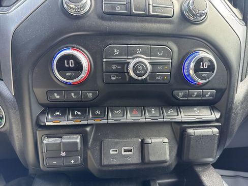 Used 2021 GMC Sierra 1500 SLT w/ SLT Premium Plus Package image 19