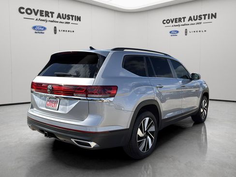 Used 2025 Volkswagen Atlas SE image 5