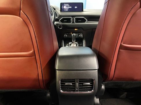 Used 2023 MAZDA CX-5 Carbon Edition image 37