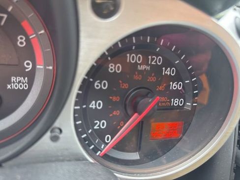 Used 2019 Nissan 370Z Touring Sport image 7