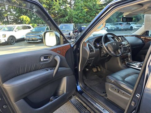 Used 2019 Nissan Armada Platinum w/ Captain's Chairs Package AWD/4WD image 7