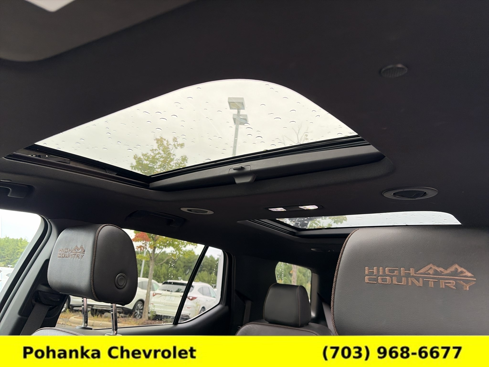 Certified 2023 Chevrolet Traverse High Country AWD/4WD image 16