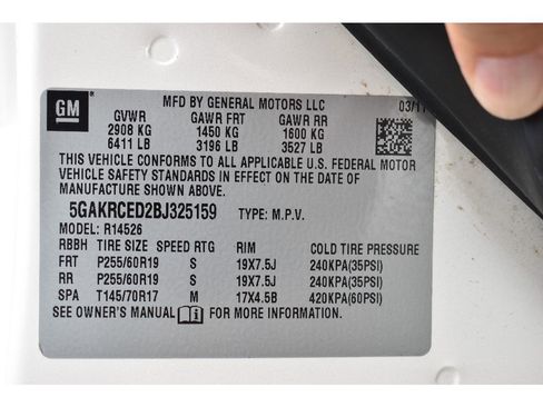 Used 2011 Buick Enclave CXL image 52