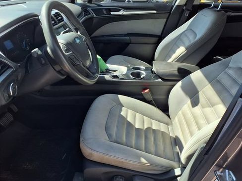 Used 2013 Ford Fusion S FWD image 10