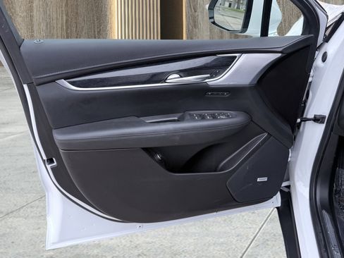 Used 2024 Cadillac XT5 Premium Luxury FWD image 24