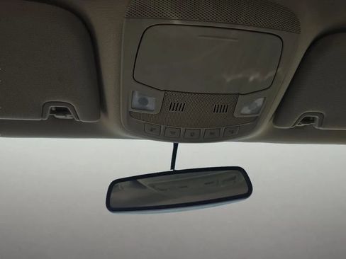 Used 2017 Ford Fusion Titanium FWD image 29