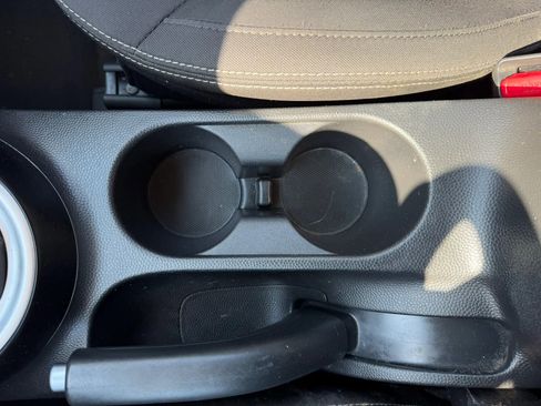 Used 2018 Kia Soul FWD image 28