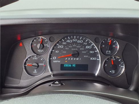 Used 2024 GMC Savana 2500 w/ Driver Convenience Package RWD image 17