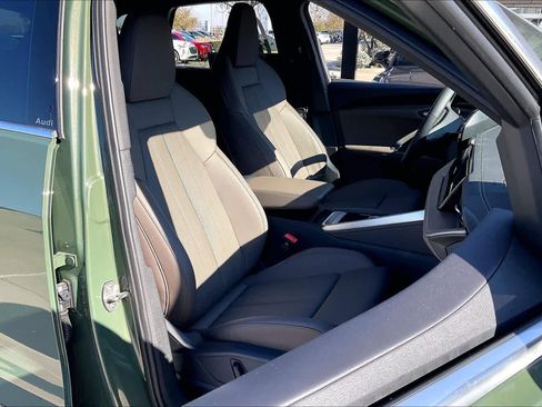 Certified 2025 Audi Q5 Premium Plus w/ Premium Plus image 8